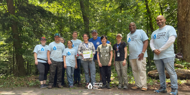 group of employees doing volunteer work